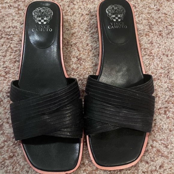 VINCE CAMUTO VP-YDELLE FLATS - Picture 1 of 2